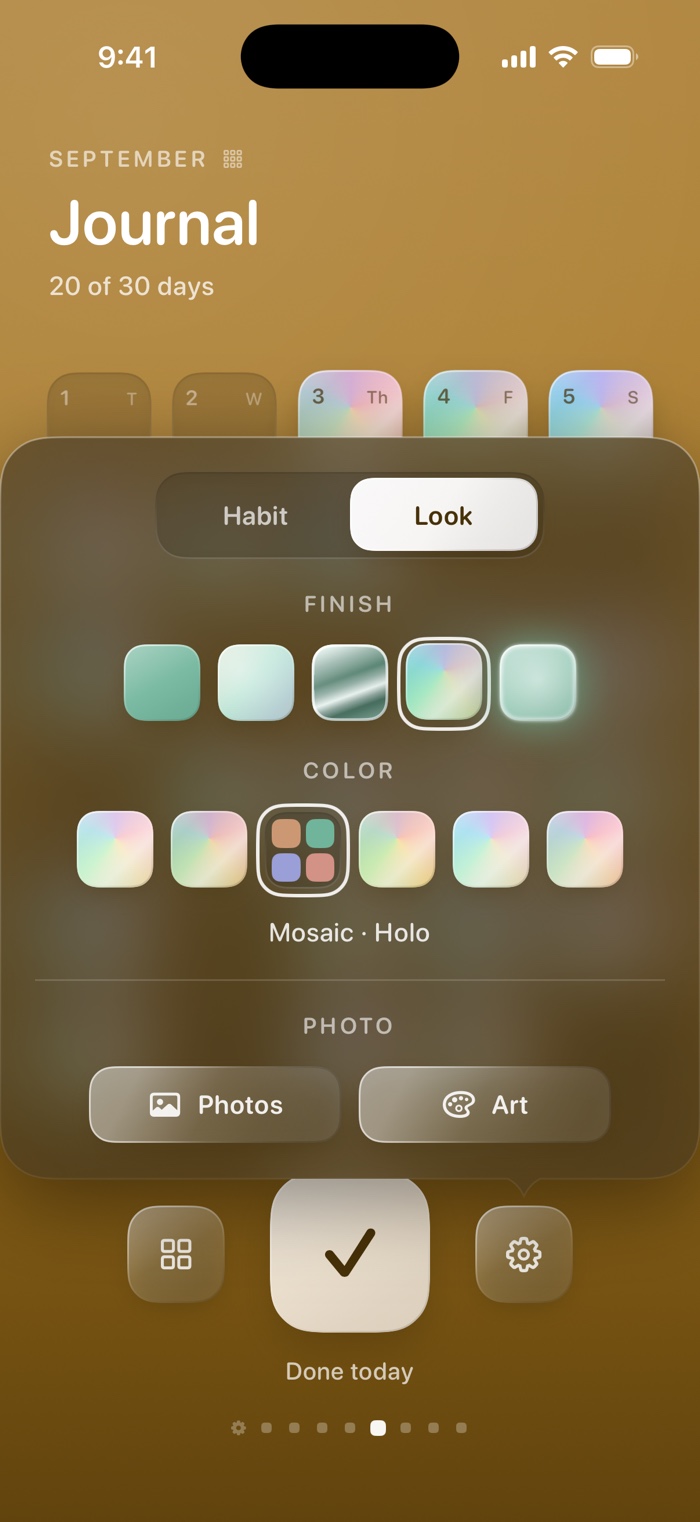 The Look panel over a habit, with finish, color and photo choices